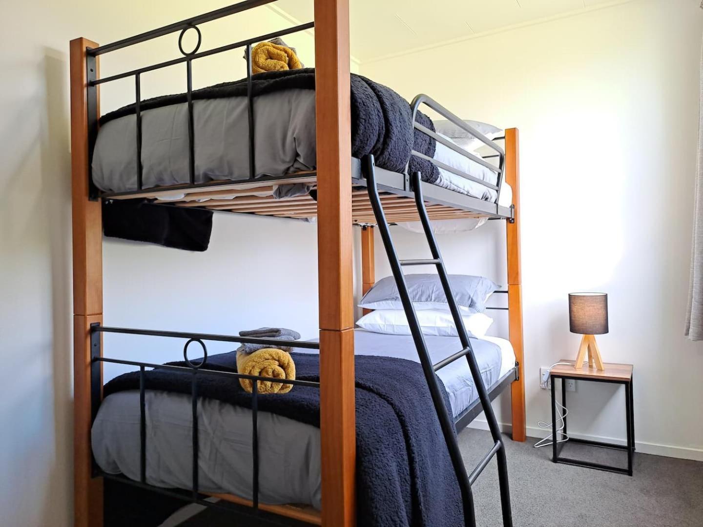 St Clair Apartment - 2 Bedrooms 더니든 외부 사진